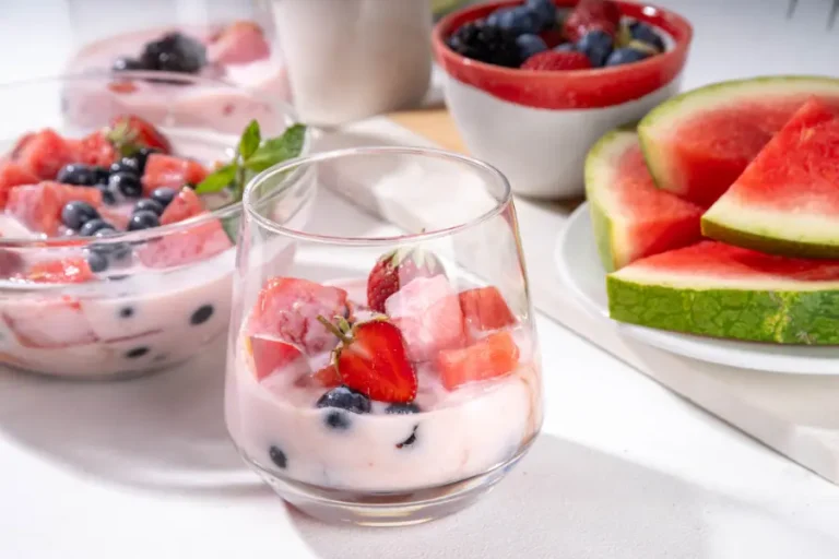 Creamy Strawberry Apple Punch – Refreshing Fruity Drink 6 Creamy Strawberry Apple Punch