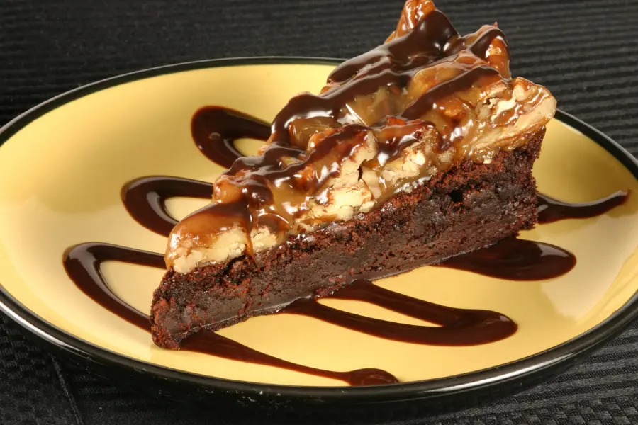 Caramel Brownie Cheesecake – Rich, Creamy & Indulgent 1 Caramel Brownie Cheesecake